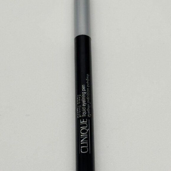 Clinique Other - Clinique Pretty Easy Liquid Eyelining Pen - 01 Black